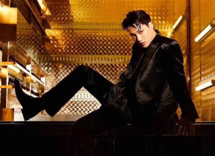 D.O (EXO Singer) Profile, Wiki, Bio, Age, Height, Weight, Girlfriend, Dating, Facts