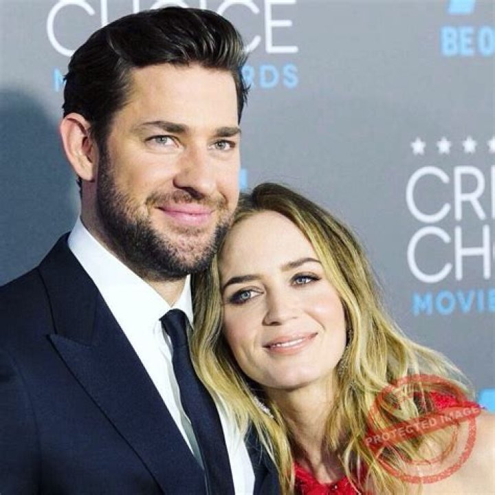 Emily Morris Bio, Wiki, Age, Height, Husband, Boyfriend, Kids, Movies, Songs, and Net Worth