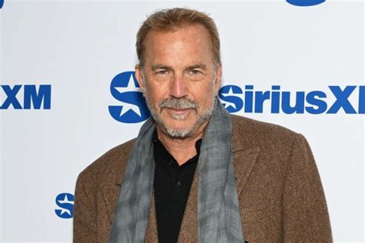 How Old Is Kevin Miles? Age Of ‘Pretty Smart’ Actor Revealed