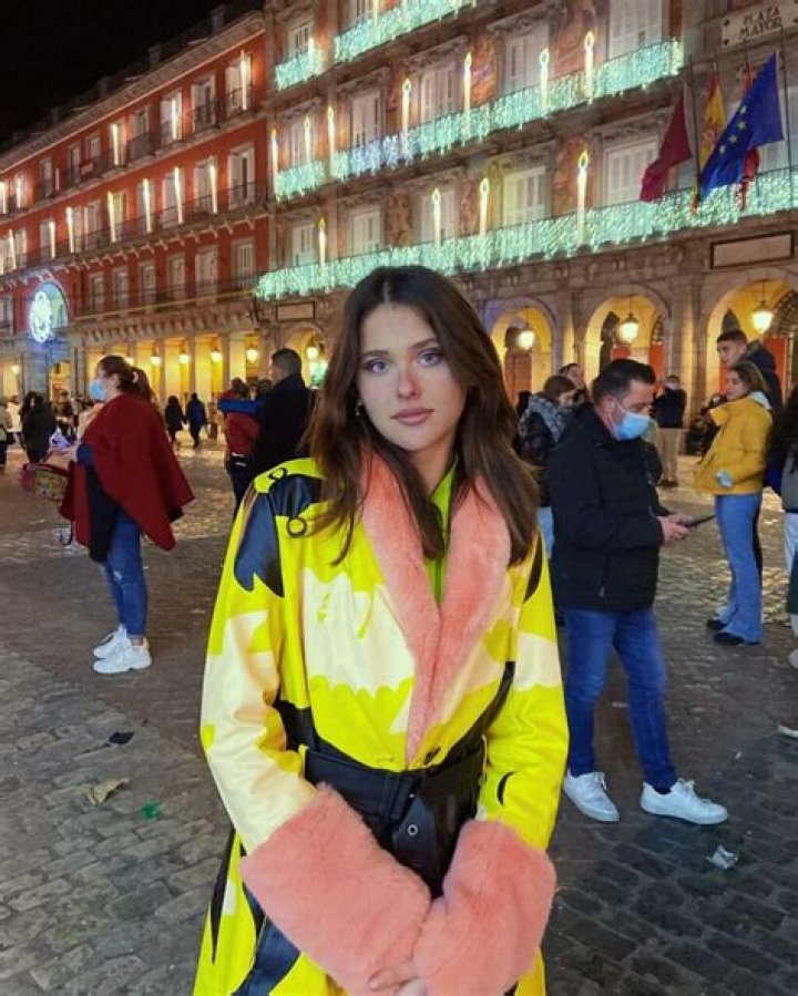 Lexi Martone Net Worth: Height, Age, Wiki, Boyfriend & More