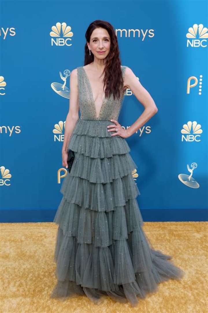 Marin Hinkle Biography, Age, Actor, Net Worth, Husband, Movies, Tv Shows