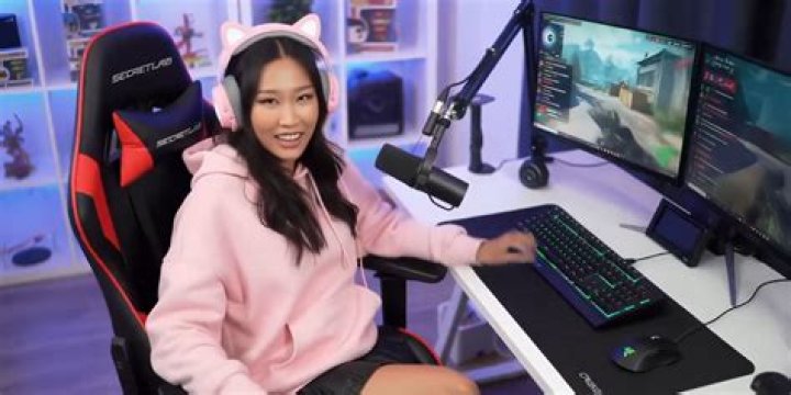 Who Is Twitch Streamer CookSux? Age, Net Worth And Face Reveal
